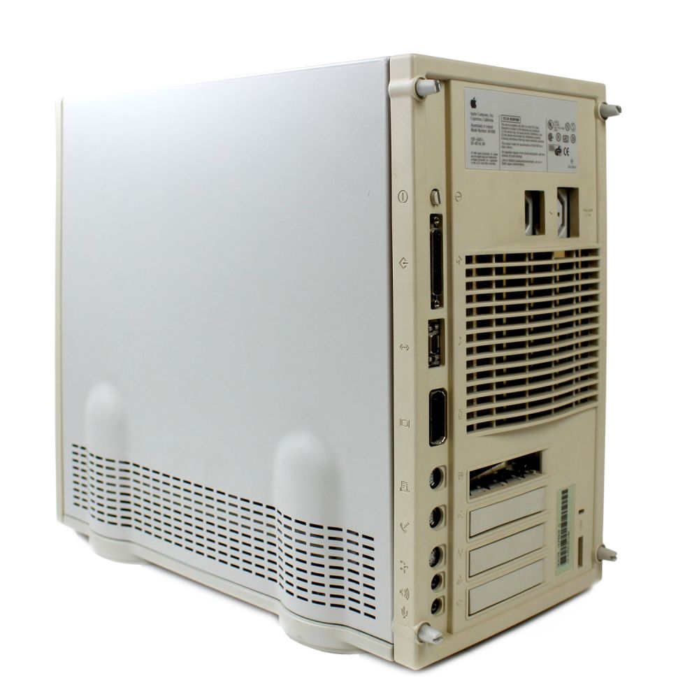 Power Macintosh 8100/80 von hinten