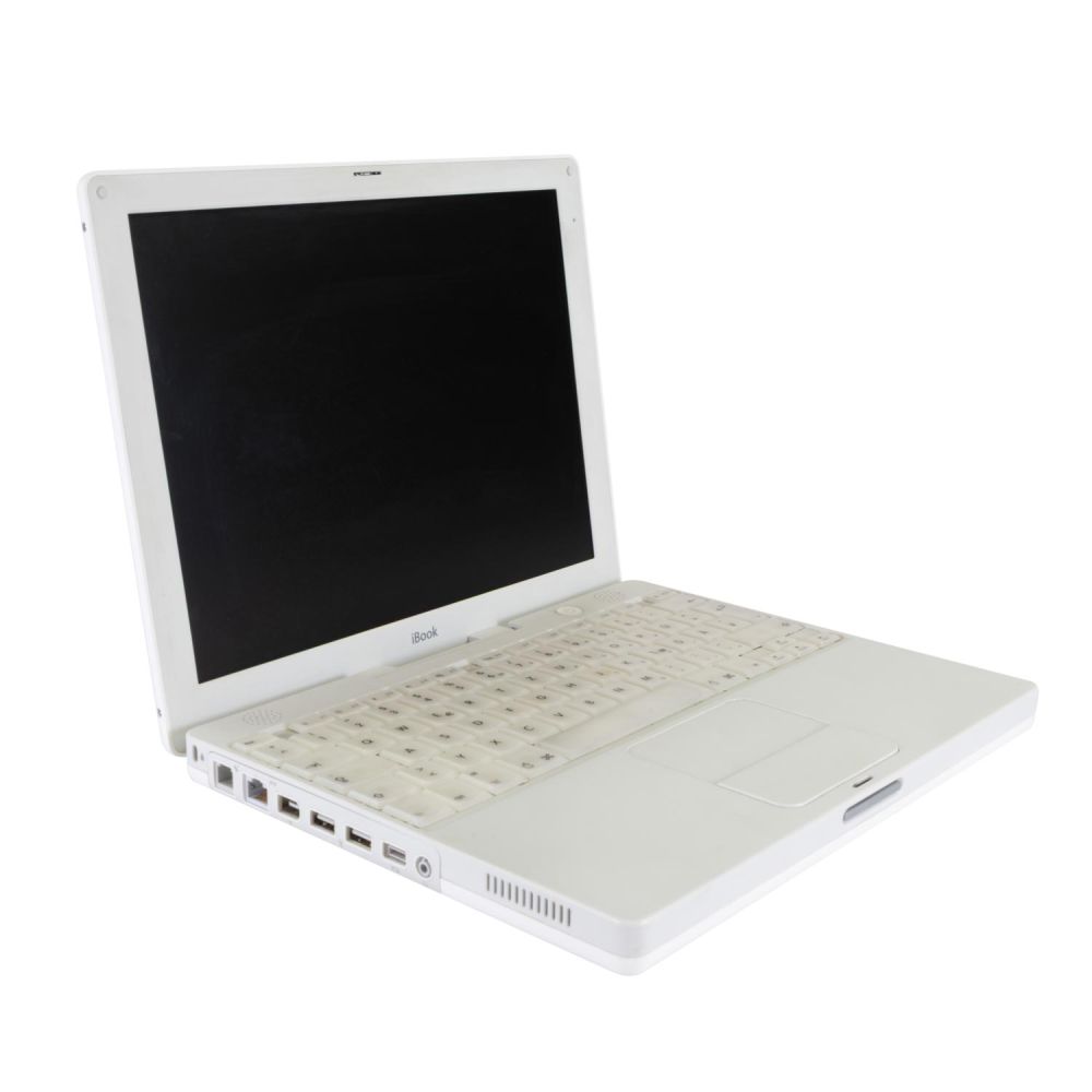 iBook 2002 weiß aufgeklappt