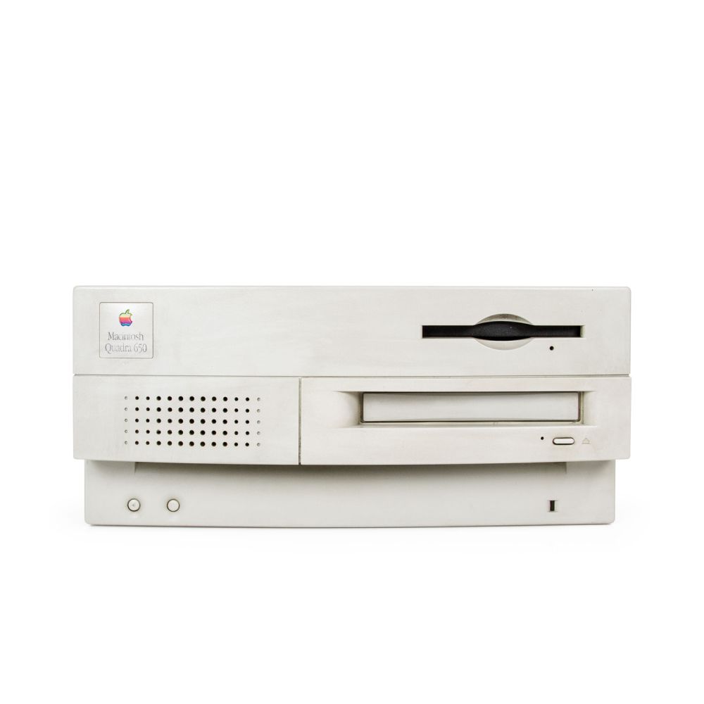Macintosh Quadra 650 von vorne