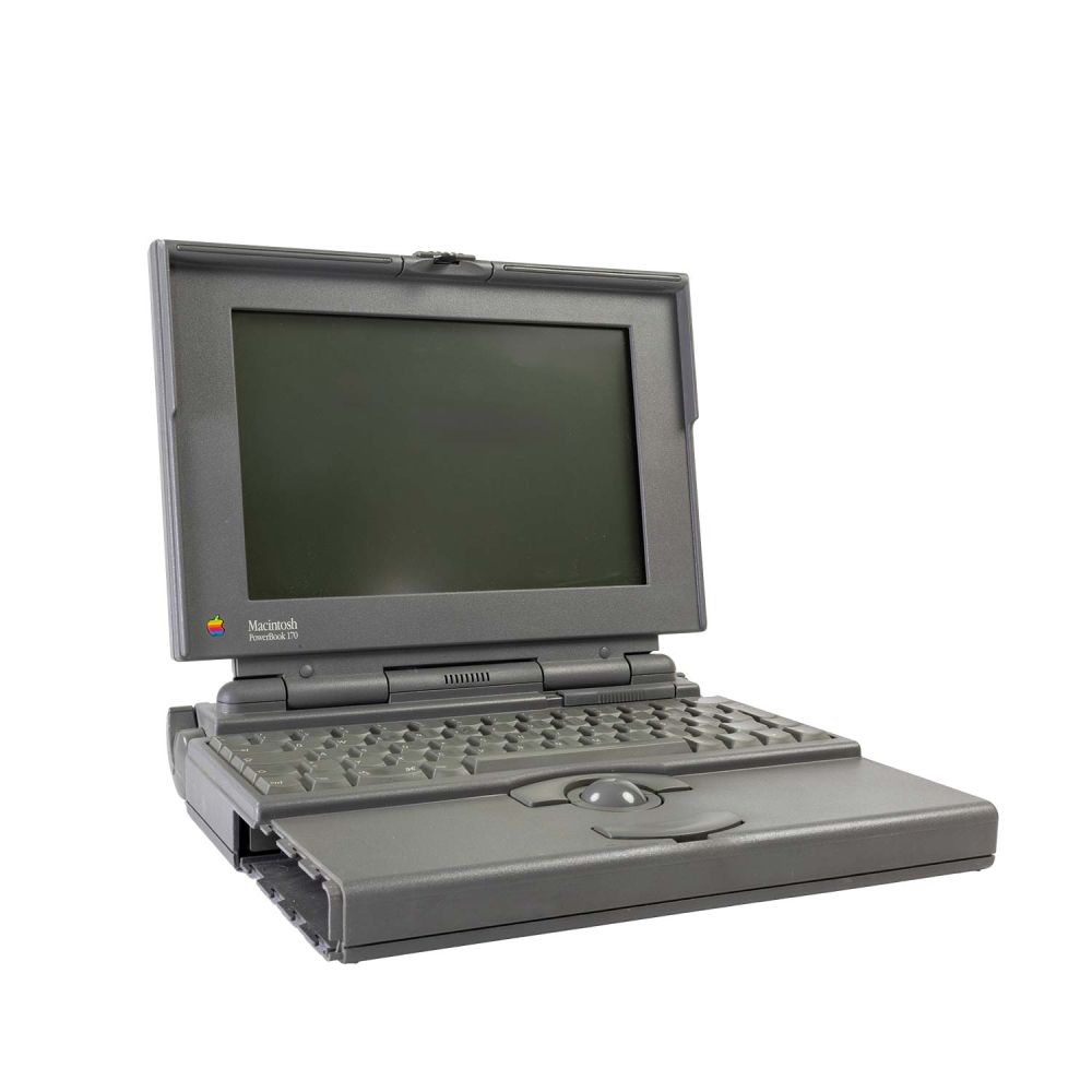 Macintosh Powerbook 170 schräg von links